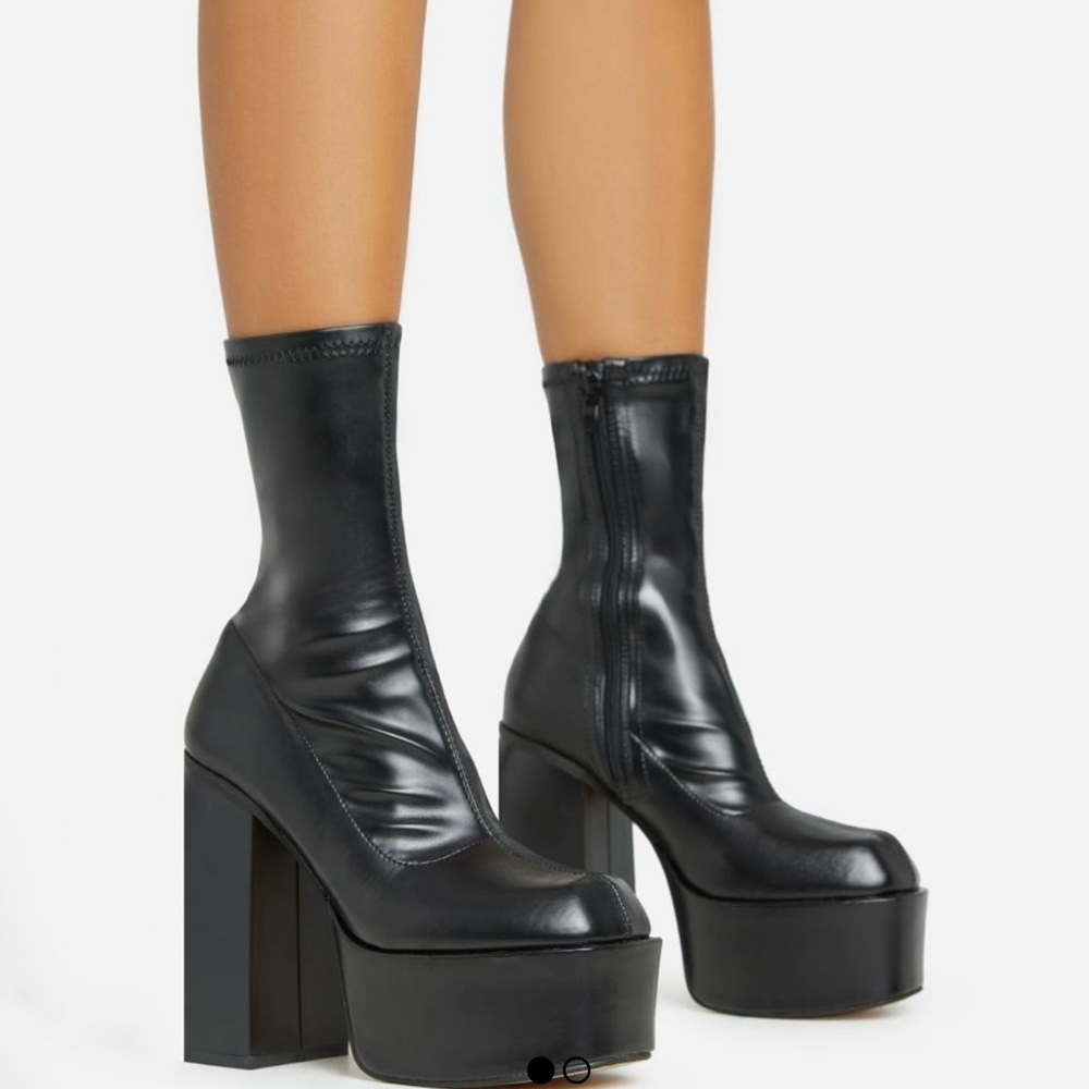 Trendy Black Square Toe Platform Sock Boot in Black Faux Leather